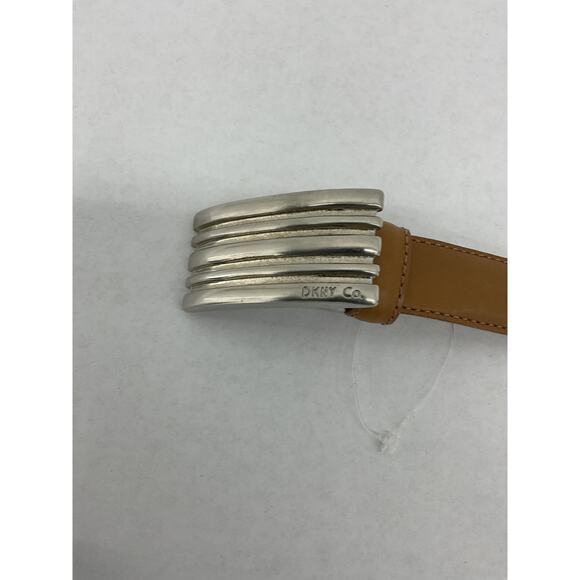Beautiful DKNY Brown Leather Silver Tone Buckle Womens Fashion Belt - Picture 4 of 7